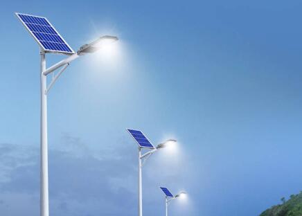 Why choose solar street lights for road lighting renovation
