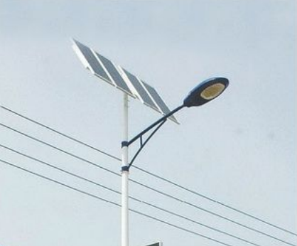 How should solar street lights be maintained and cleaned?