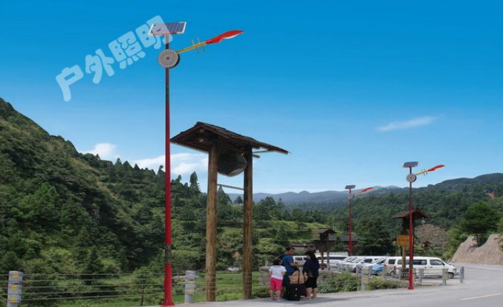 How should the maintenance and cleaning of solar street lights be carried out?